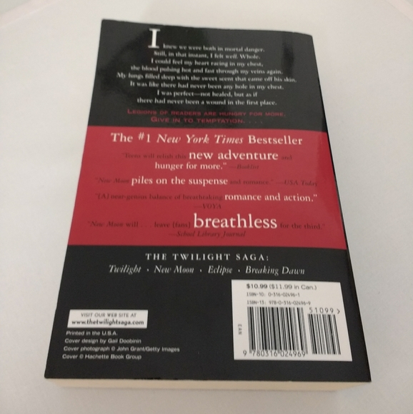 new moon paperback - Picture 2 of 4